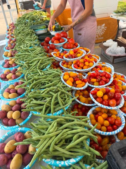 farmers markt 86 1.jpg
